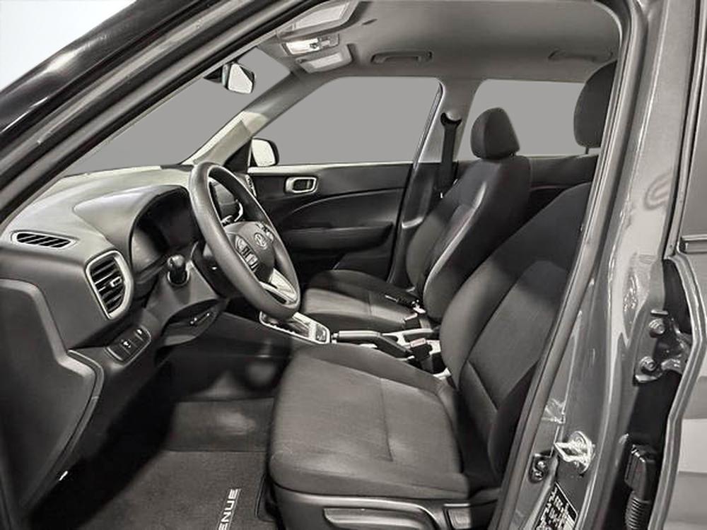 Hyundai Venue ESSENTIAL 2024 d&rsquo;occasion à vendre - 16