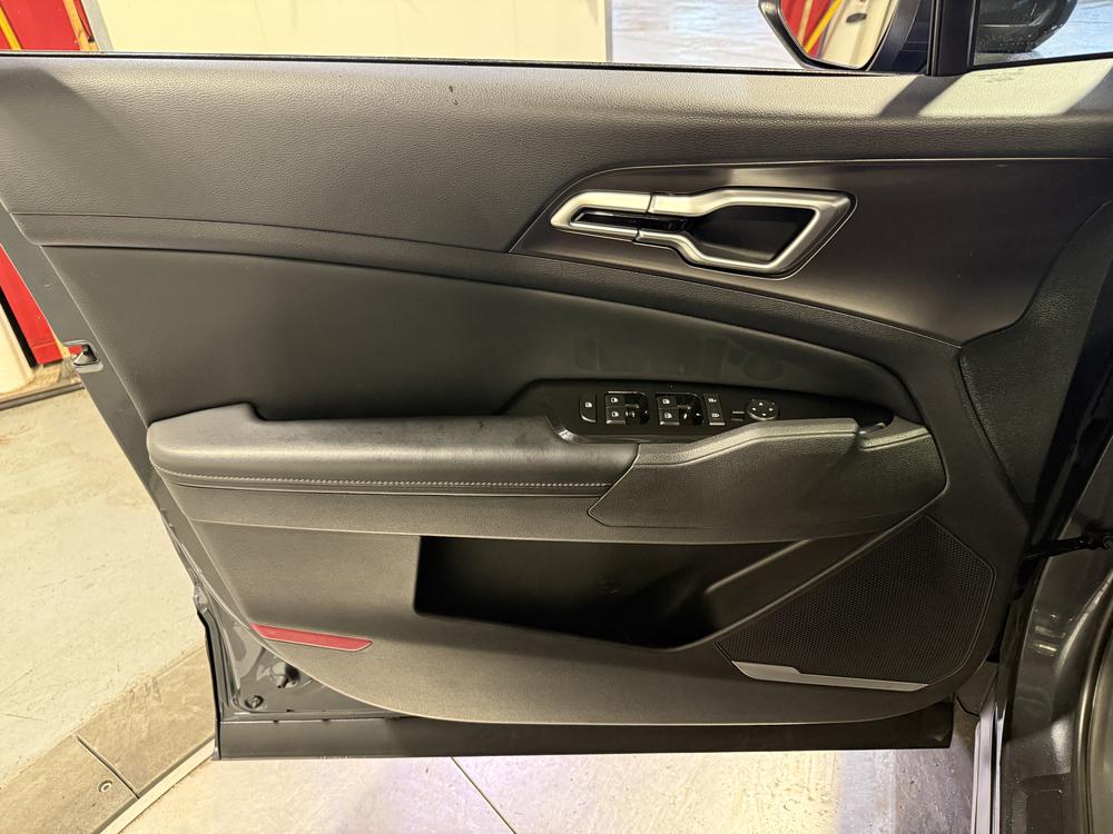 Kia Sportage EX 2023 d&rsquo;occasion à vendre - 14