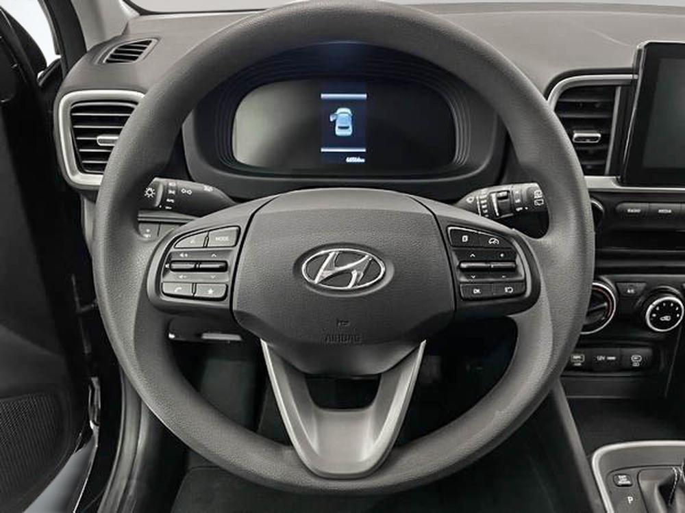 Hyundai Venue Essential 2023 d&rsquo;occasion à vendre - 14