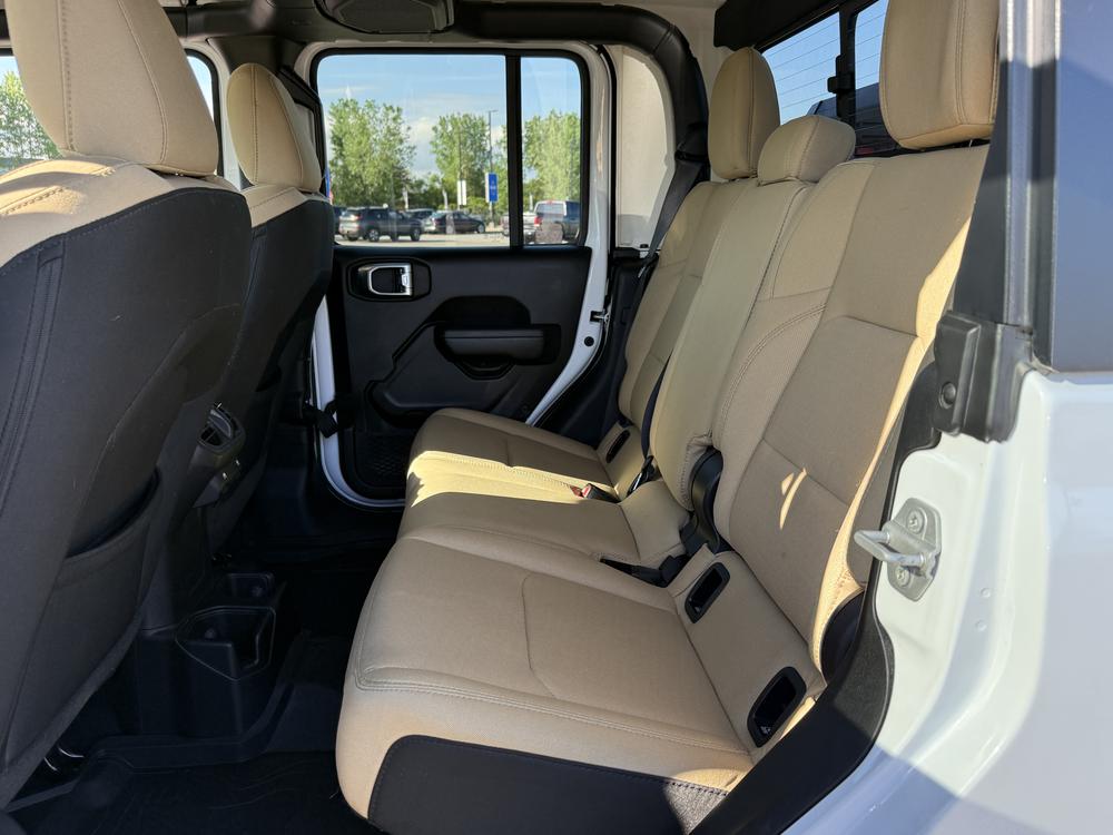 Jeep Gladiator SPORT S ALTITUDE 2023 d&rsquo;occasion à vendre - 28