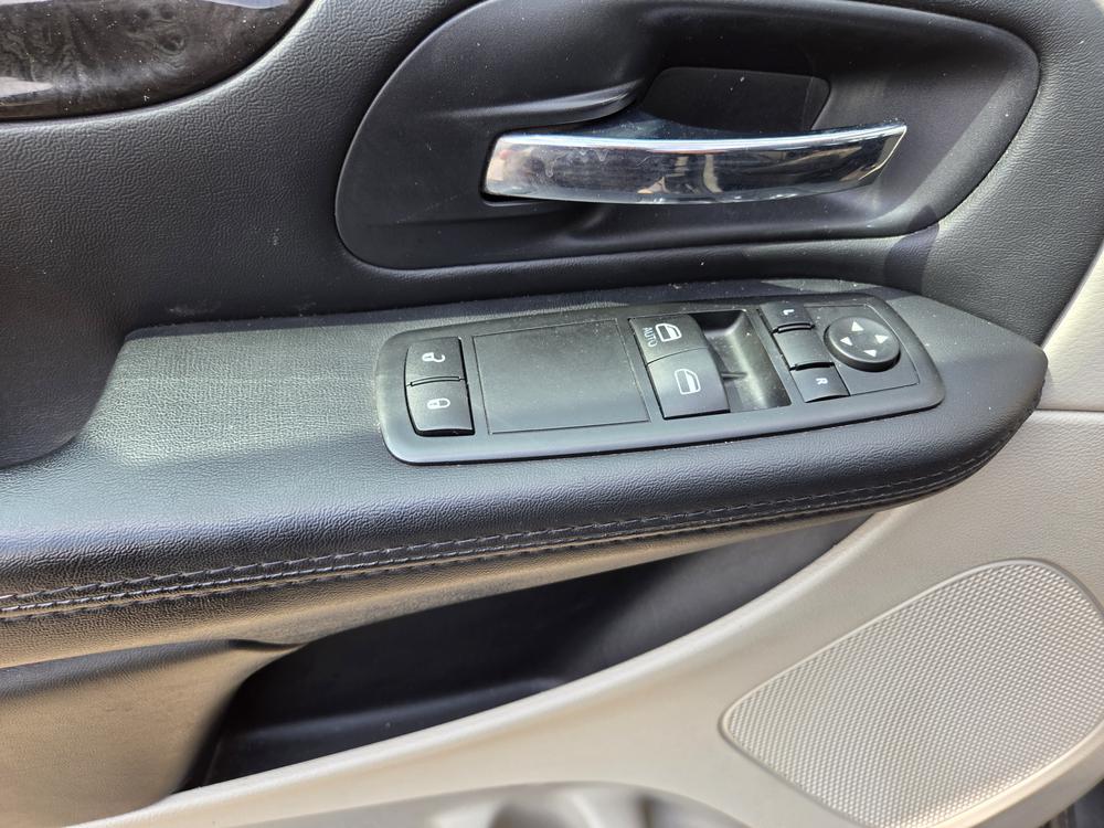 Dodge Grand Caravan SE 2015 d&rsquo;occasion à vendre - 12