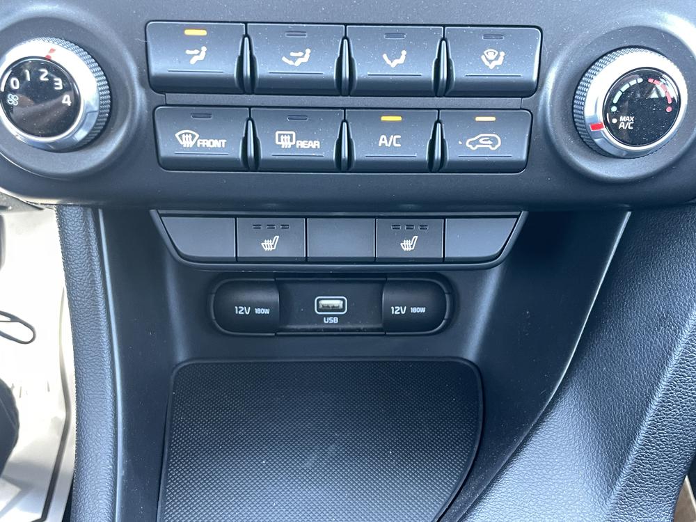 Kia Sportage 2021 Blanc usage à vendre Kia Sportage 2021 Blanc usage à vendre