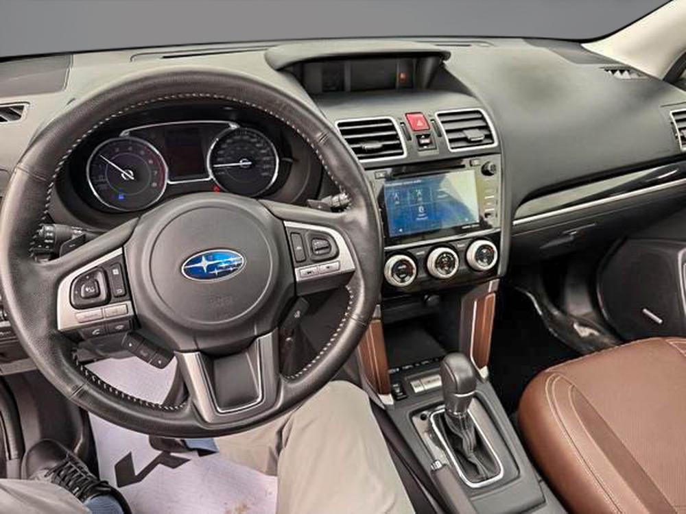 Subaru Forester LIMITED 2017 d&rsquo;occasion à vendre - 29