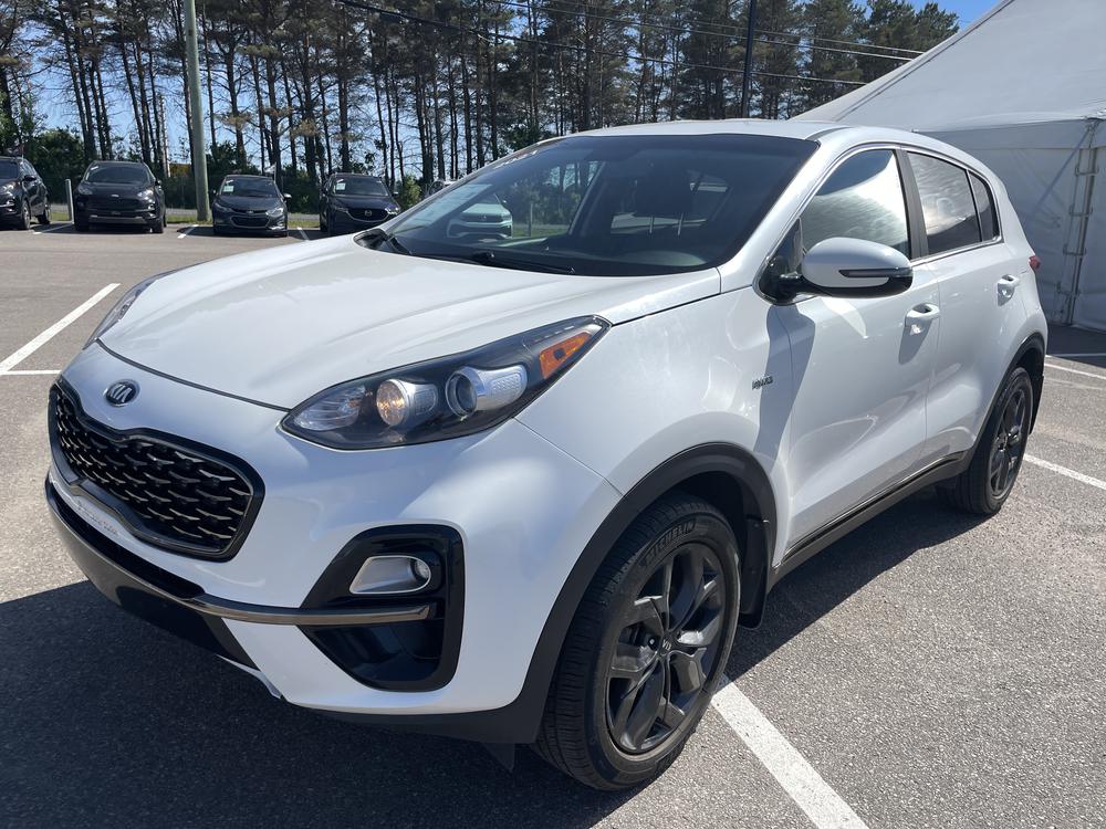Kia Sportage 2021 Blanc usage à vendre Kia Sportage 2021 Blanc usage à vendre