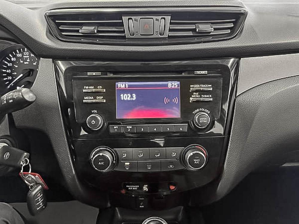 Nissan Qashqai S 2018 d&rsquo;occasion à vendre - 26