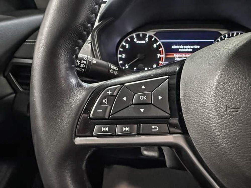 Nissan Altima SV 2019 d&rsquo;occasion à vendre - 21