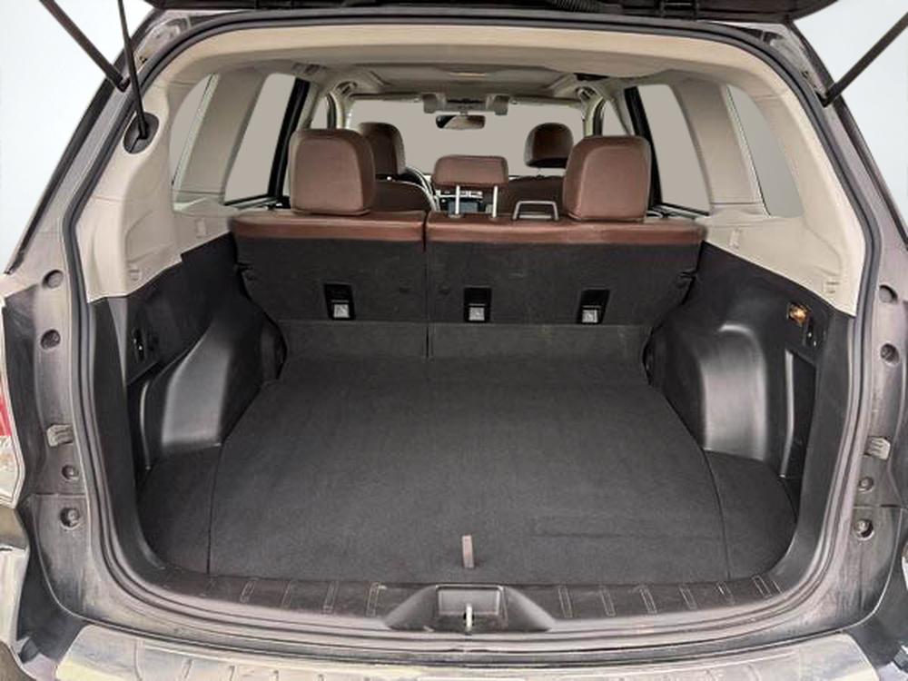 Subaru Forester LIMITED 2017 d&rsquo;occasion à vendre - 31