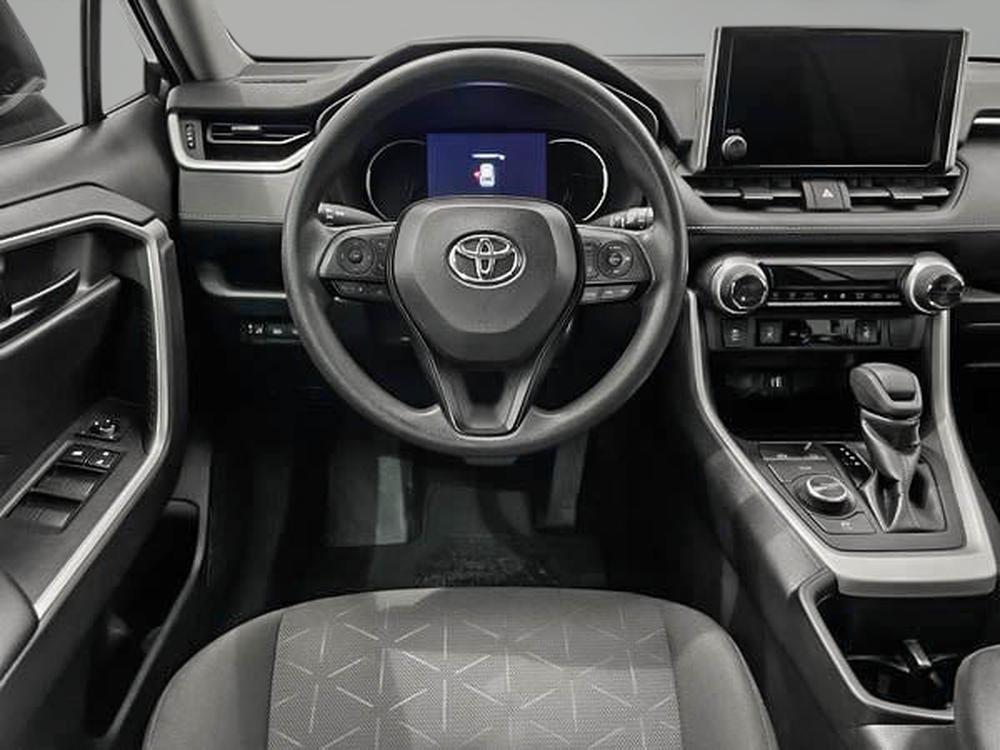 Toyota RAV4 Hybrid LE AWD 2023 d&rsquo;occasion à vendre - 11