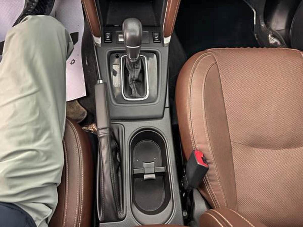 Subaru Forester LIMITED 2017 d&rsquo;occasion à vendre - 27