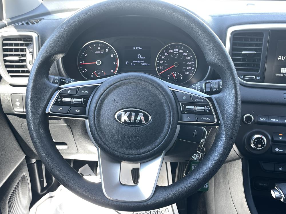 Kia Sportage 2021 Blanc usage à vendre Kia Sportage 2021 Blanc usage à vendre