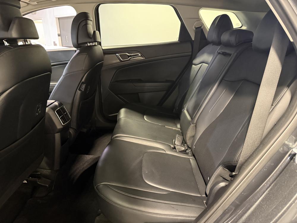 Kia Sportage EX 2023 d&rsquo;occasion à vendre - 30
