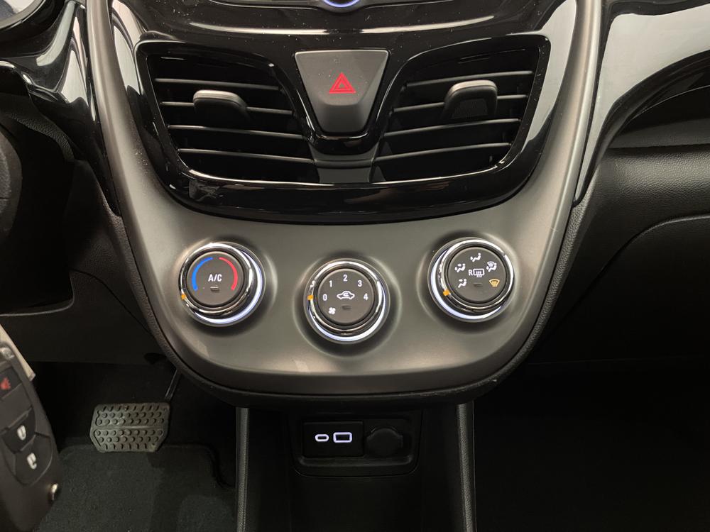 Chevrolet Spark 1LT 2020 d&rsquo;occasion à vendre - 24