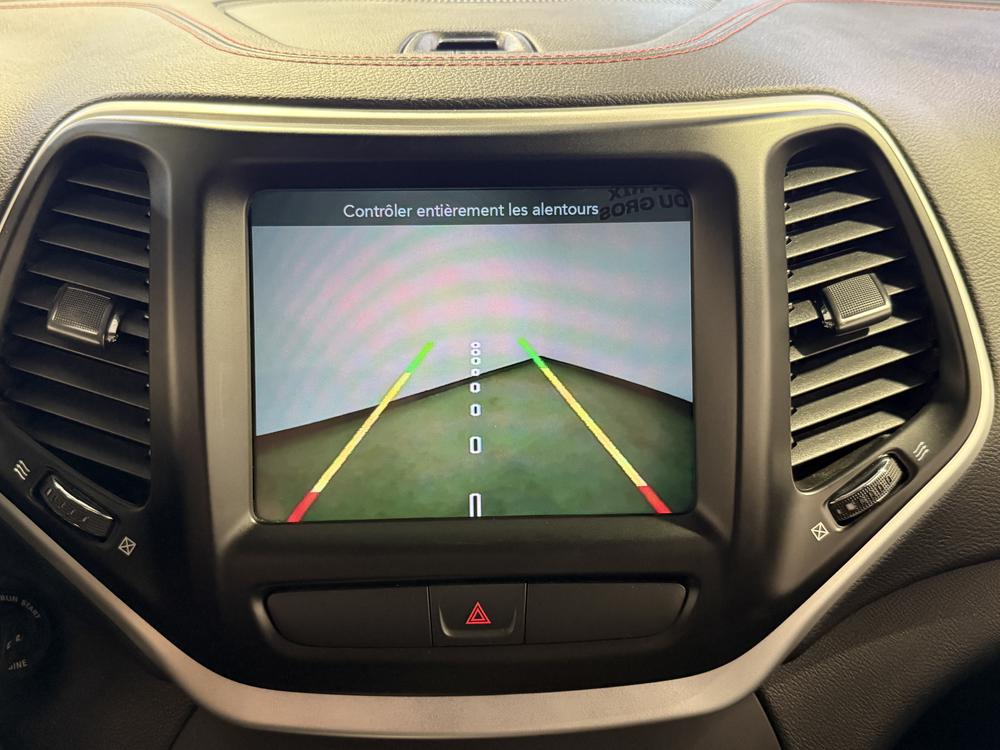 Jeep Cherokee 2017 Gris usage à vendre Jeep Cherokee 2017 Gris usage à vendre