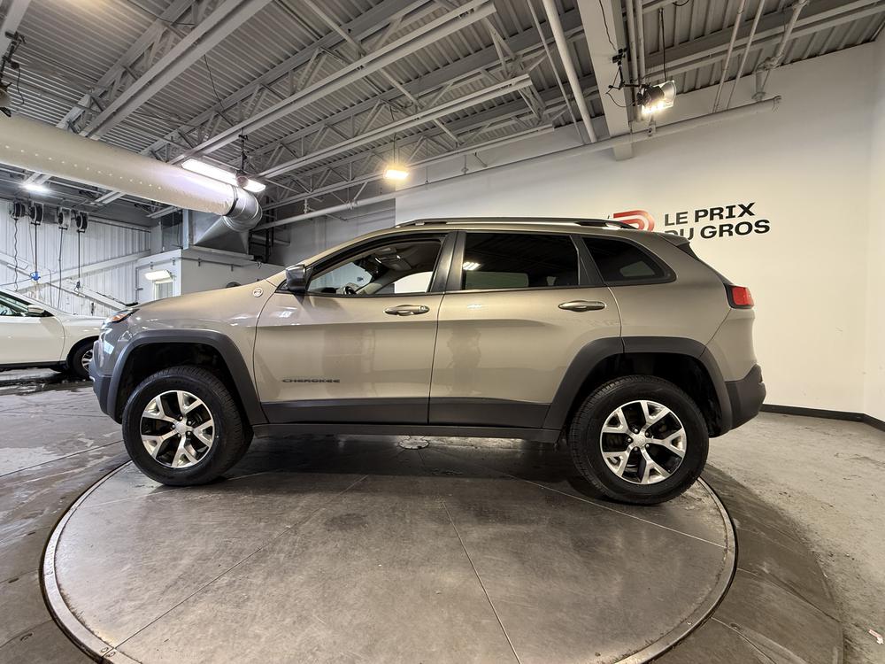 Jeep Cherokee 2017 Gris usage à vendre Jeep Cherokee 2017 Gris usage à vendre