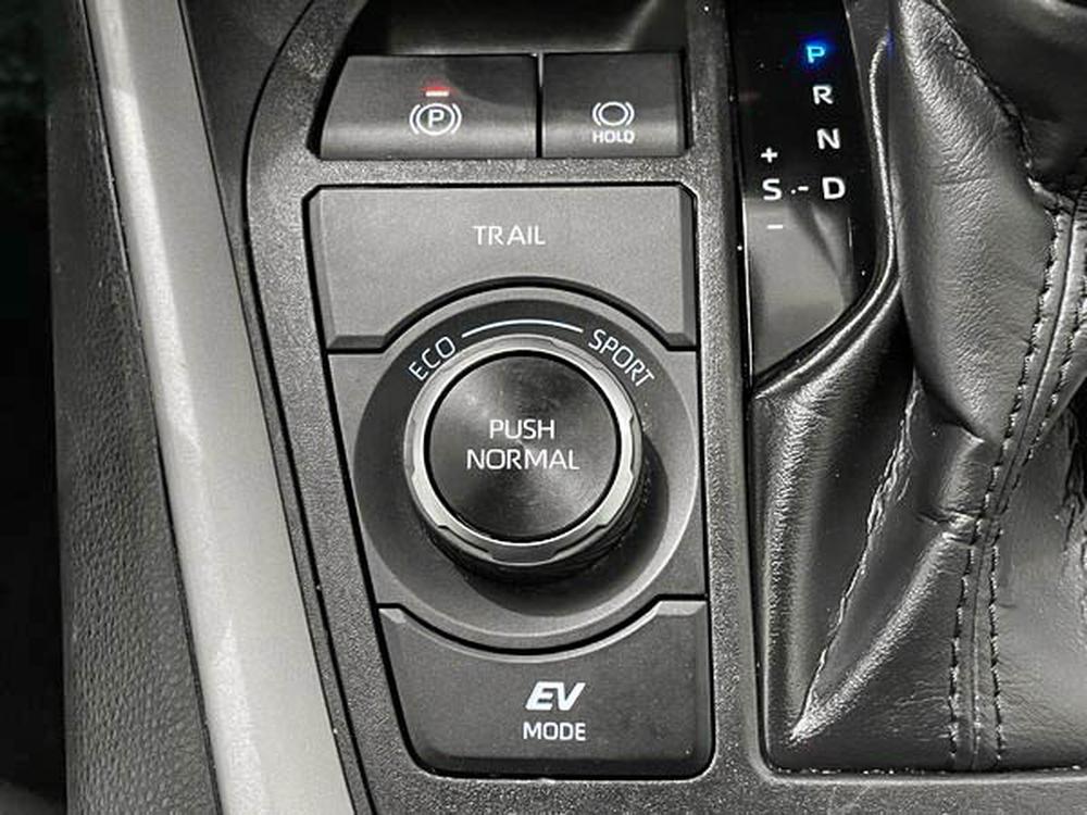 Toyota RAV4 Hybrid LE AWD 2023 d&rsquo;occasion à vendre - 26
