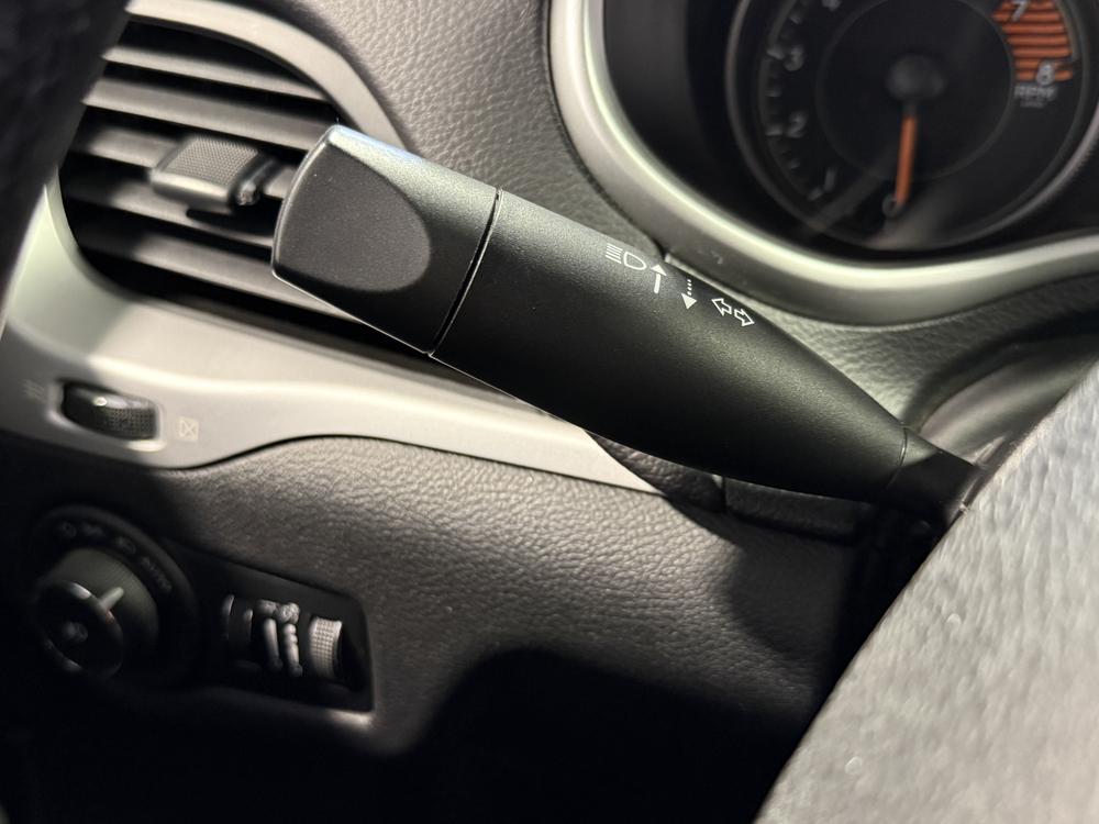 Jeep Cherokee 2017 Gris usage à vendre Jeep Cherokee 2017 Gris usage à vendre