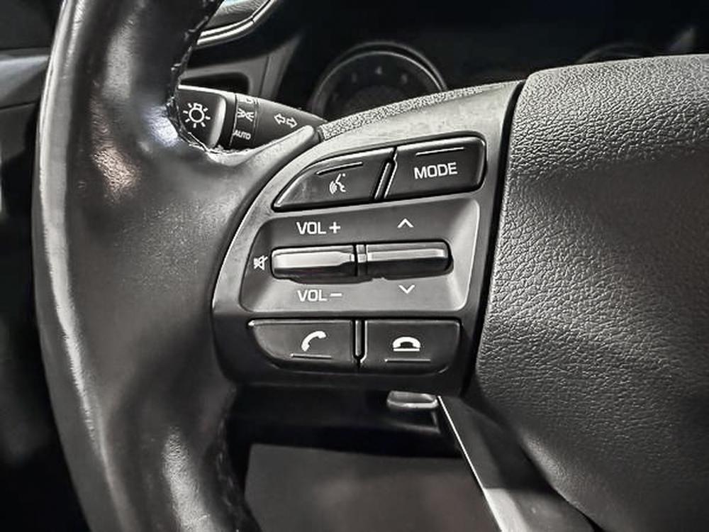 Hyundai Elantra Preffered 2020 d&rsquo;occasion à vendre - 18