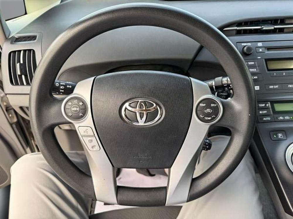 Toyota Prius BASE 2011 d&rsquo;occasion à vendre - 19