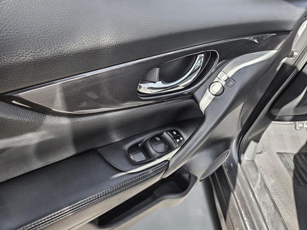 Nissan Rogue SV 2019 d&rsquo;occasion à vendre - 12