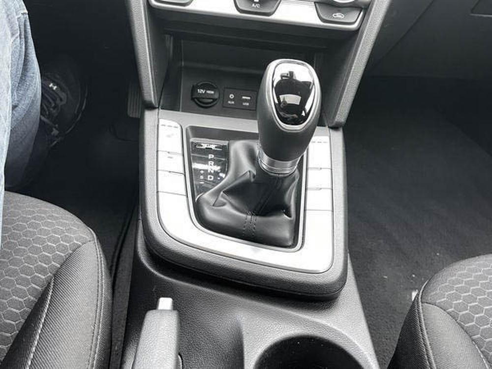 Hyundai Elantra Preferred 2019 à vendre à Trois-Rivières - 23