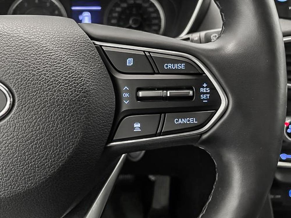 Hyundai Santa Fe Essential 2019 d&rsquo;occasion à vendre - 16