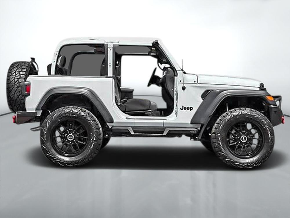 Jeep Wrangler SPORT 4X4 // 9000$ DE MODIFICATION // 2 PORTES 2023 d&rsquo;occasion à vendre - 4