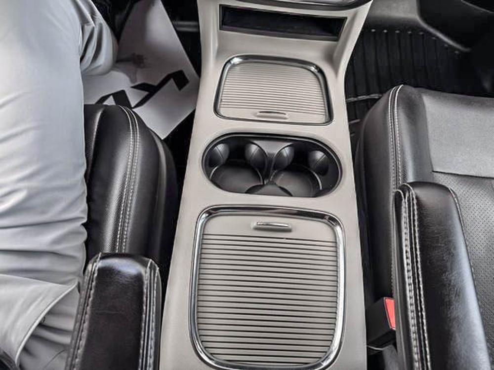 Dodge Grand Caravan CREW PLUS 2020 d&rsquo;occasion à vendre - 27