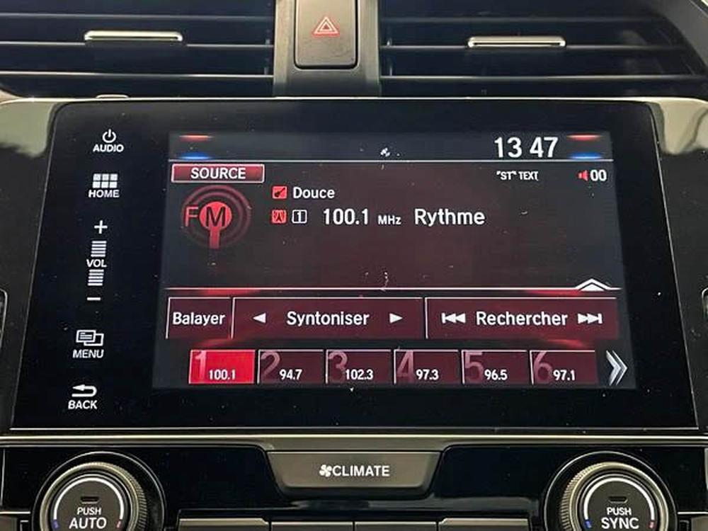 Honda Civic Hayon SPORT 2017 d&rsquo;occasion à vendre - 23