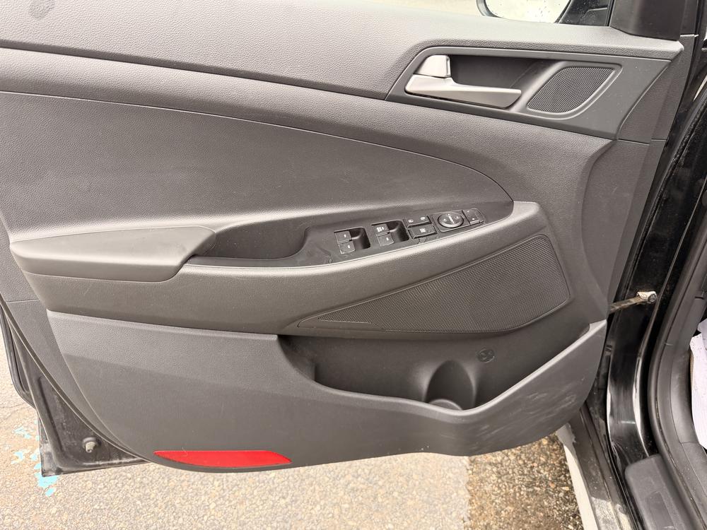 Hyundai Tucson ESSENTIAL 2.0L AWD 2020 d&rsquo;occasion à vendre - 13