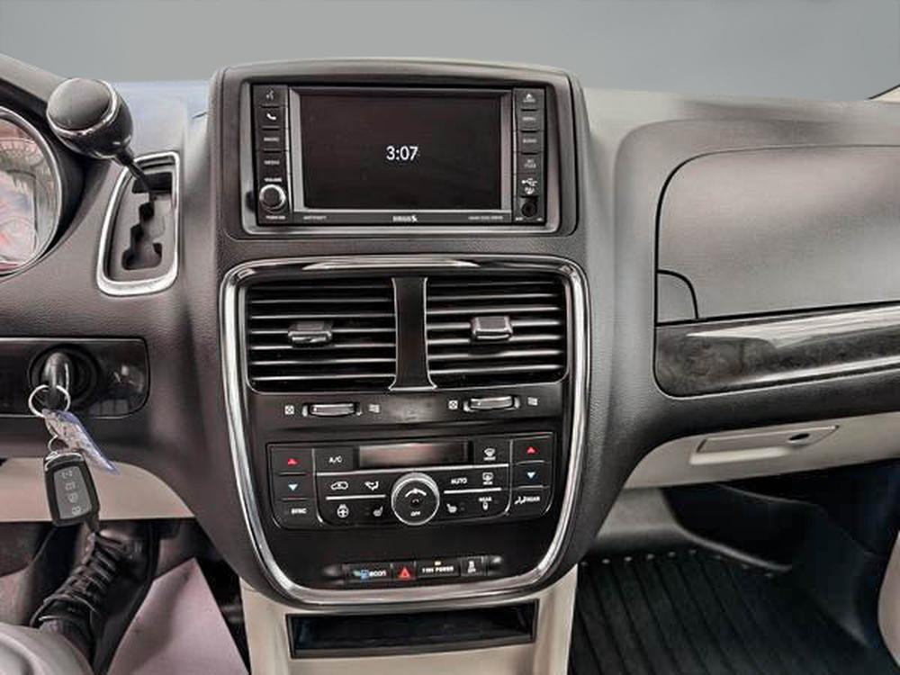 Dodge Grand Caravan CREW PLUS 2020 d&rsquo;occasion à vendre - 24