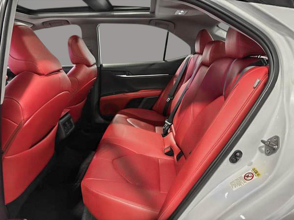 Toyota Camry XSE 2019 d&rsquo;occasion à vendre - 29