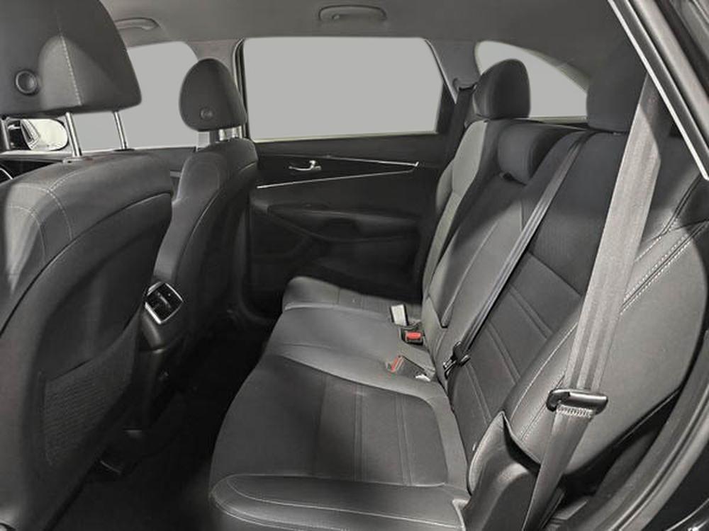 Kia Sorento LX 2020 d&rsquo;occasion à vendre - 29