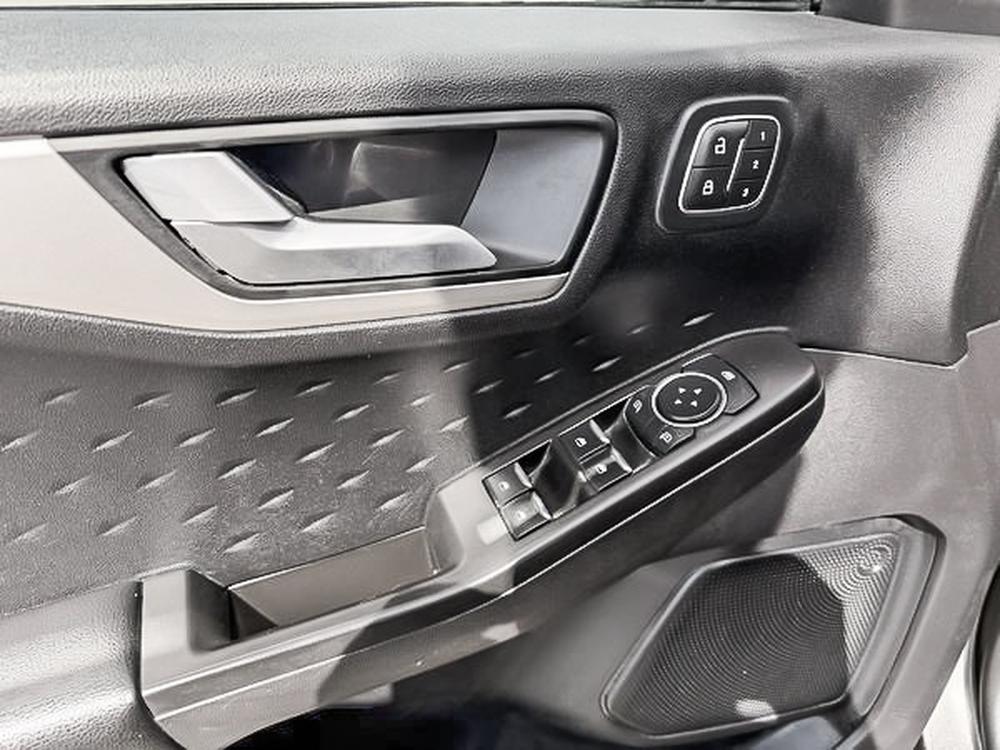 Ford Escape SEL 2020 d&rsquo;occasion à vendre - 14
