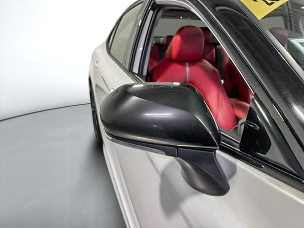 Toyota Camry XSE 2019 d&rsquo;occasion à vendre - 12