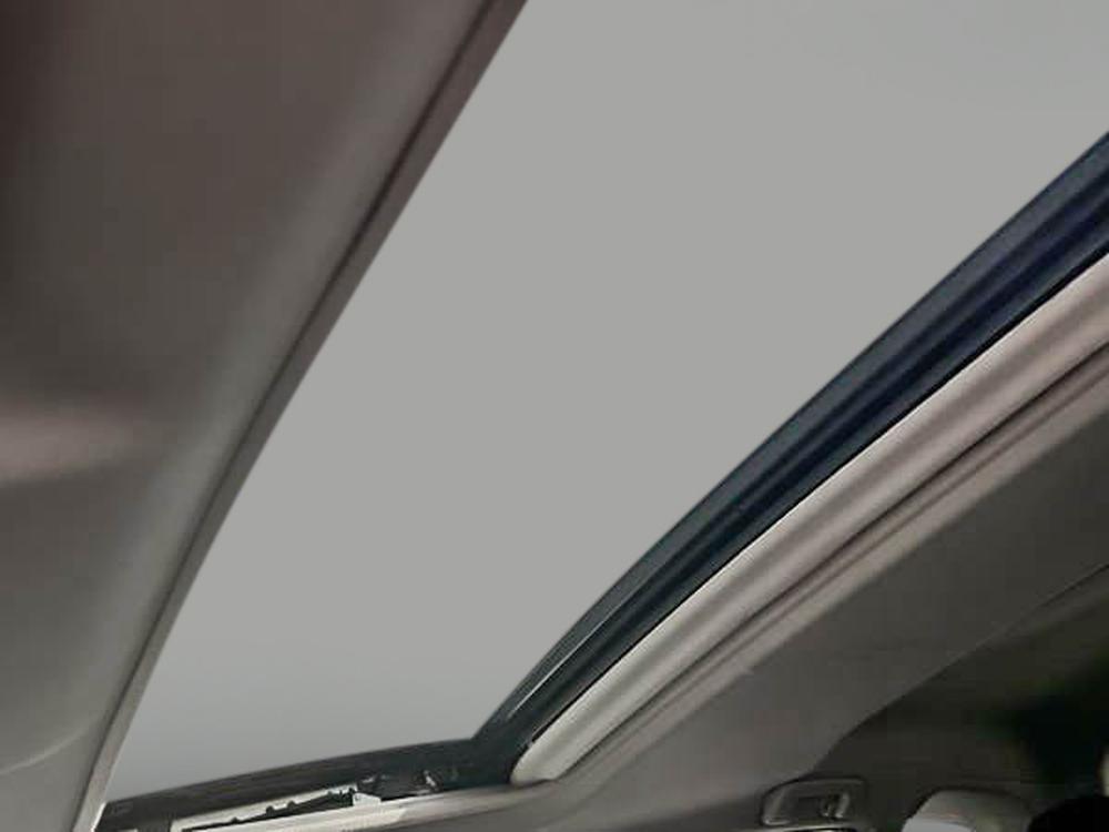 Toyota RAV4 XLE AWD 2015 d&rsquo;occasion à vendre - 30