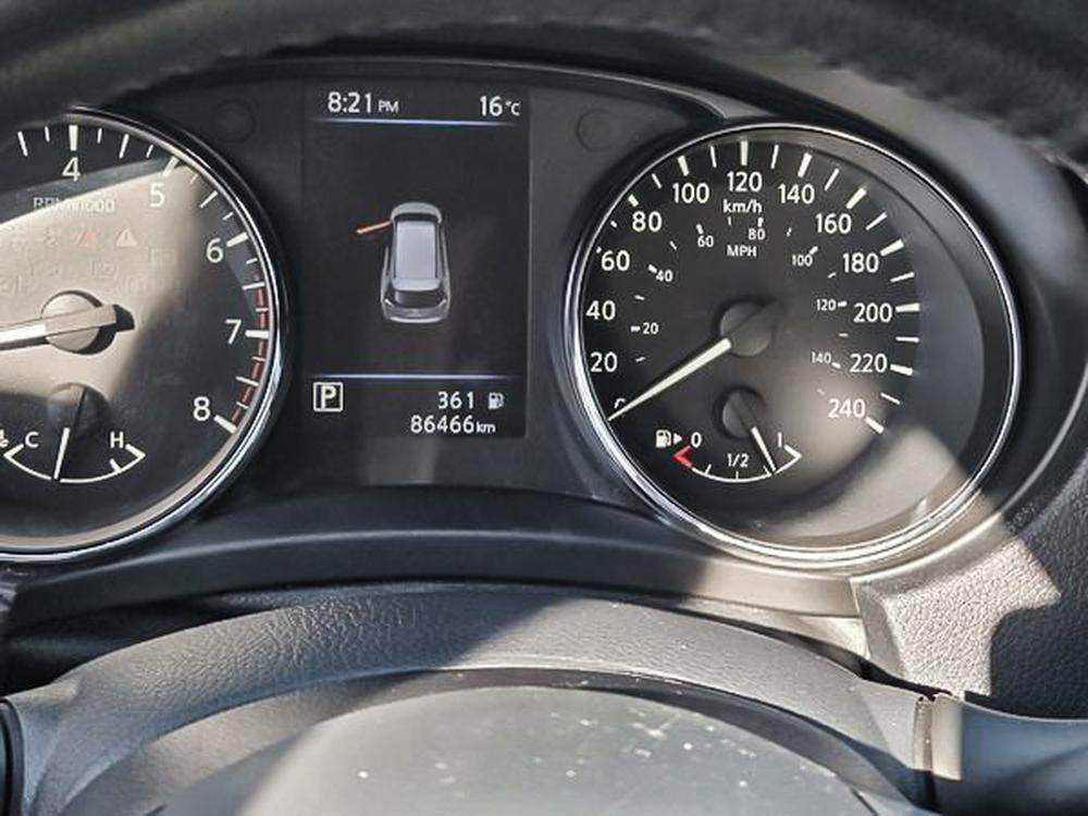Nissan Rogue SV 2019 d&rsquo;occasion à vendre - 17