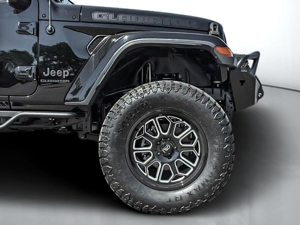 Jeep Gladiator SPORT S // 14000$ DE MODIFICATION // RATIO 4.10 2023 d&rsquo;occasion à vendre - 17