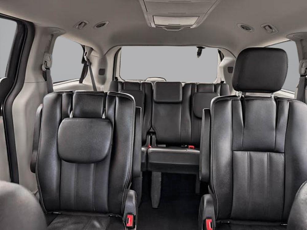 Dodge Grand Caravan CREW PLUS 2020 d&rsquo;occasion à vendre - 31