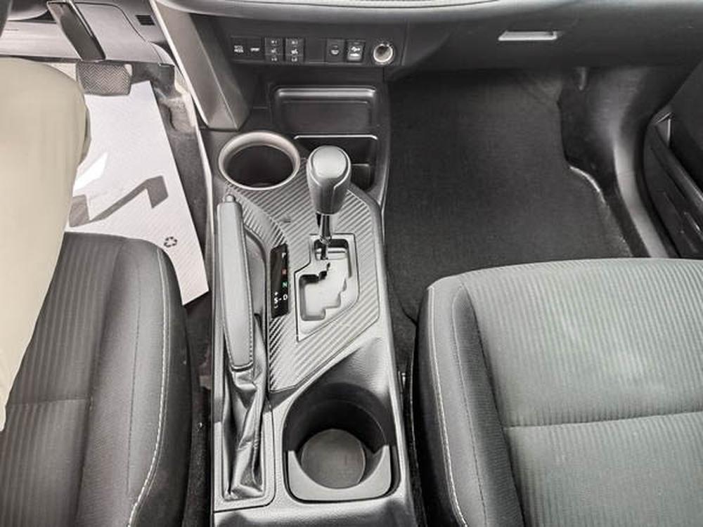 Toyota RAV4 XLE AWD 2015 d&rsquo;occasion à vendre - 28