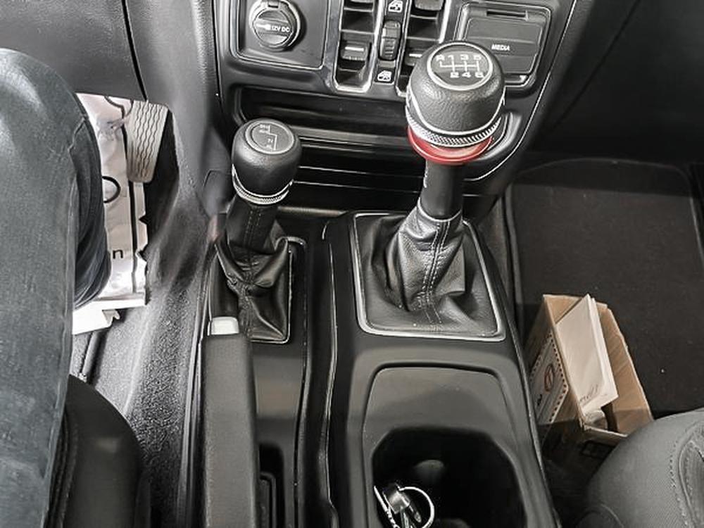 Jeep Wrangler unlimited sport 2021 d&rsquo;occasion à vendre - 18