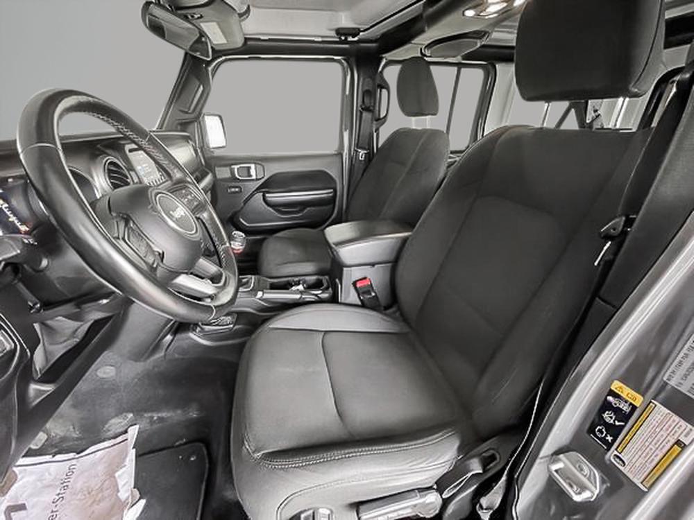 Jeep Wrangler unlimited sport 2021 d&rsquo;occasion à vendre - 22