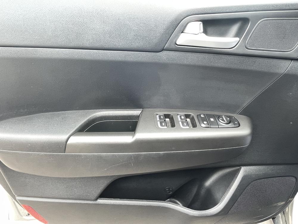 Kia Sportage 2020 Gris usage à vendre Kia Sportage 2020 Gris usage à vendre