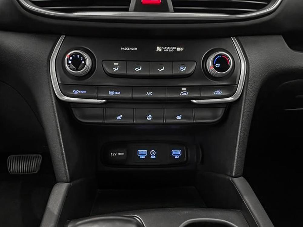 Hyundai Santa Fe Essential 2019 d&rsquo;occasion à vendre - 24