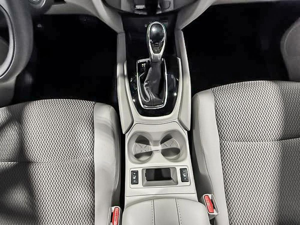 Nissan Qashqai S 2023 d&rsquo;occasion à vendre - 28