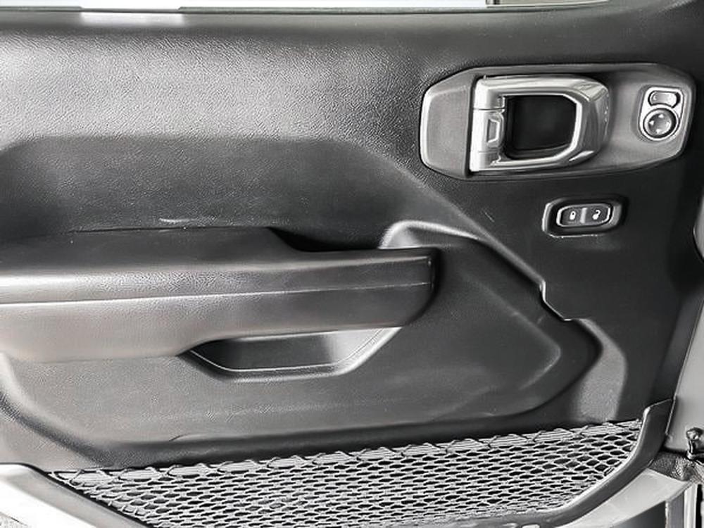 Jeep Wrangler unlimited sport 2021 d&rsquo;occasion à vendre - 21