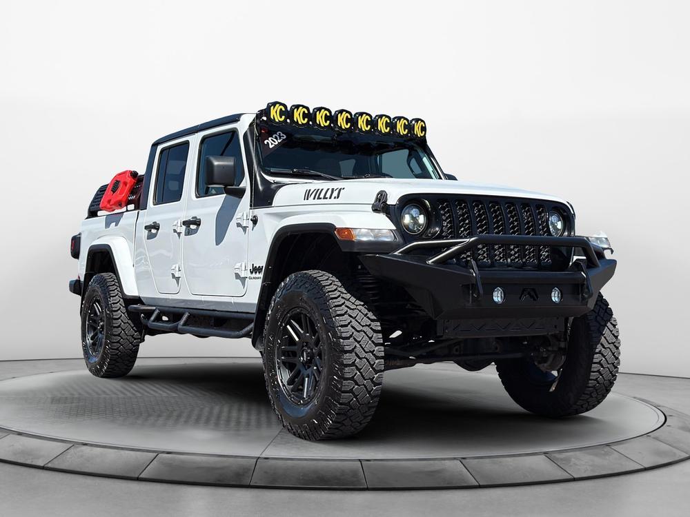 Jeep Gladiator WILLYS 4X4 // 16000$ EN MODIFICATION //TRAC-LOK 2023 à vendre à Trois-Rivières - 1