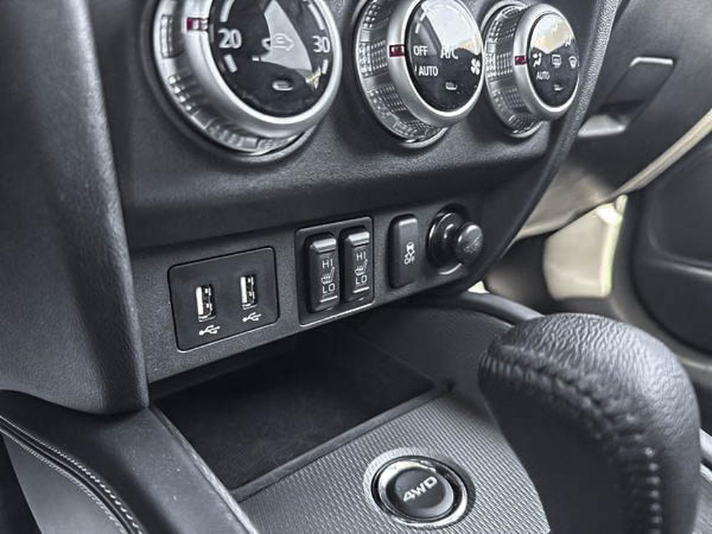 Mitsubishi RVR ES AWC 2024 d&rsquo;occasion à vendre - 17