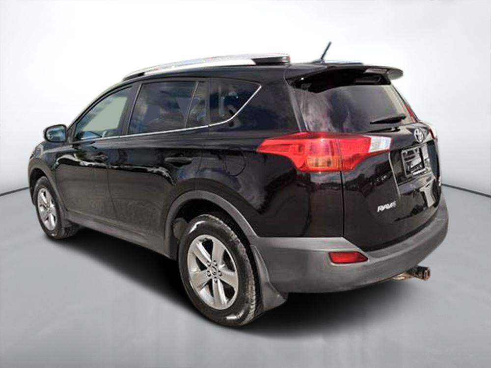 Toyota RAV4 XLE AWD 2015 d&rsquo;occasion à vendre - 6