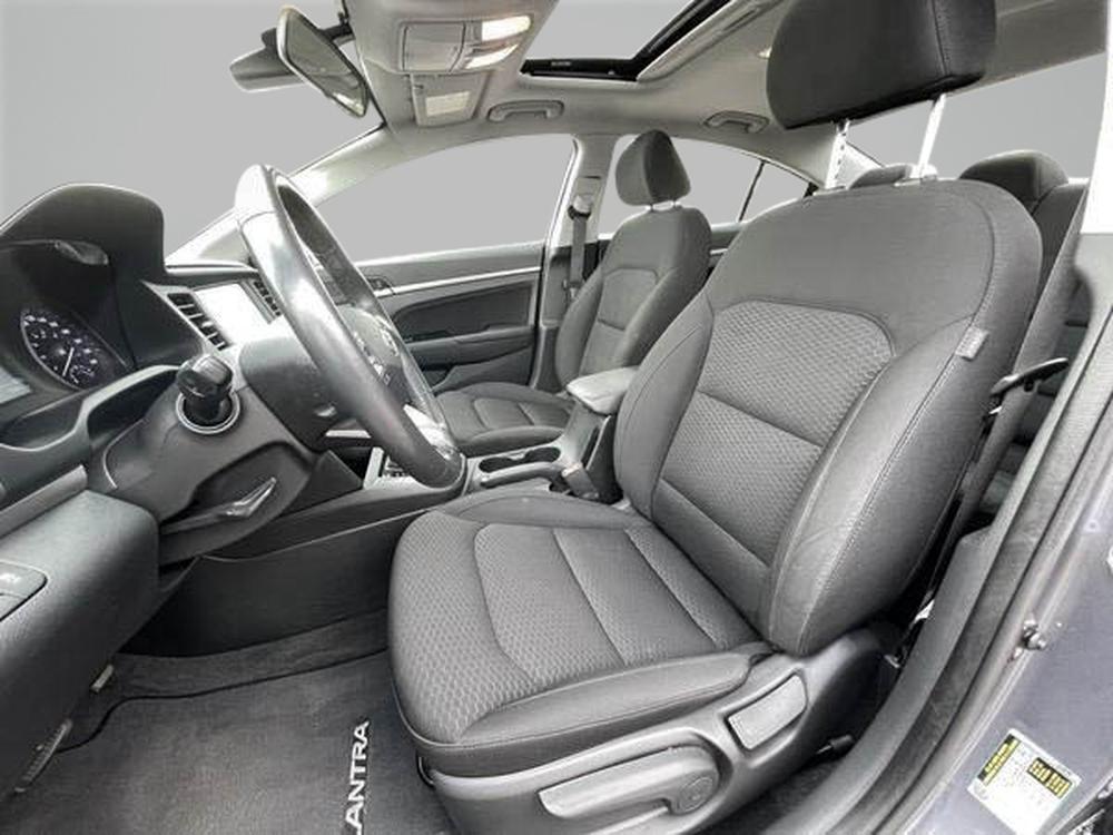 Hyundai Elantra Preferred 2019 à vendre à Trois-Rivières - 13