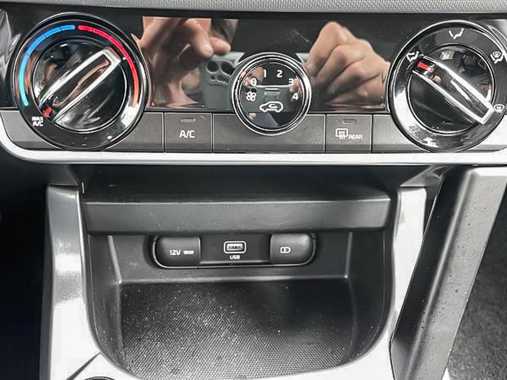 Kia Seltos LX 2022 d&rsquo;occasion à vendre - 19